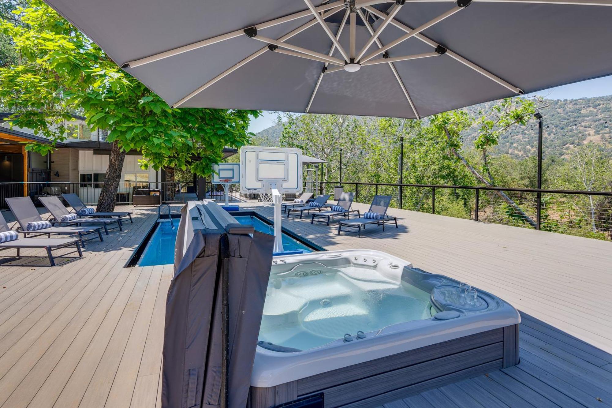 Updated Three Rivers Vacation Rental With Gas Grill Buitenkant foto
